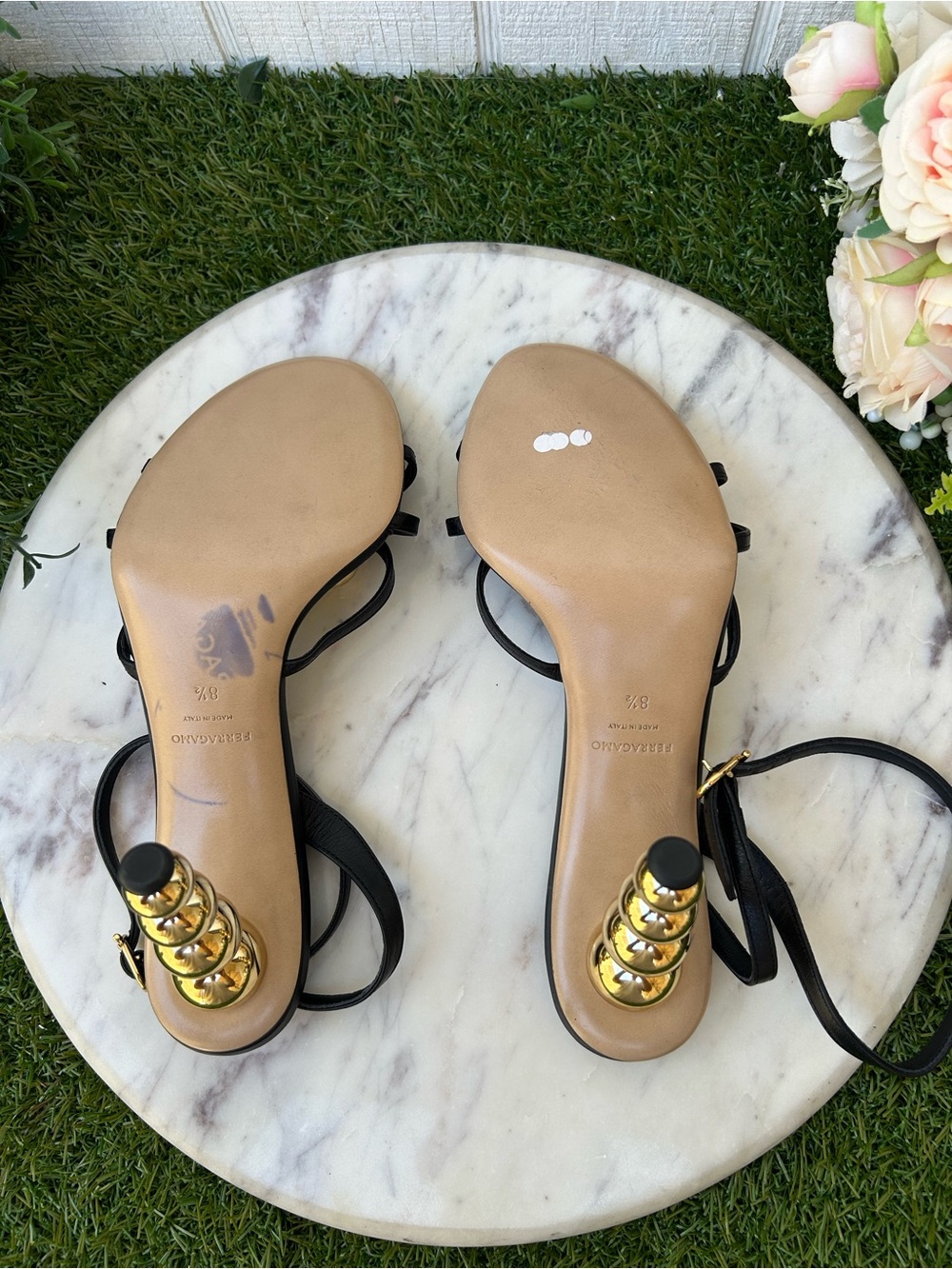 FERRAGAMO
Sculptural Heel
Spherical heel sandal
$ 1,390 size 8.5
Color: Black - Picture 15 of 16